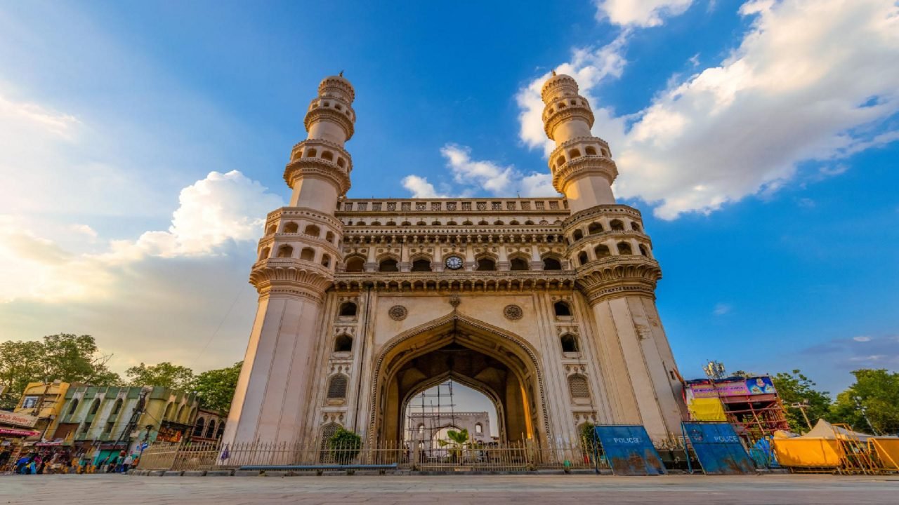 HYDERABAD GROUP TOUR – 3 NIGHTS / 4 DAYS